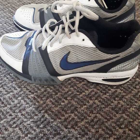 Nike Air Trainer sz 9.5, great shape 2006. - Picture 5 of 9